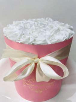 Белые розы из мыла