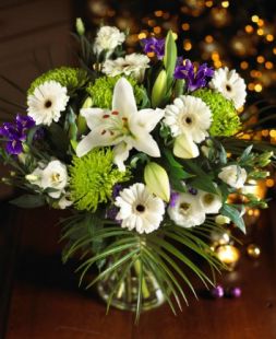 рождественский букет из лилий, гербер