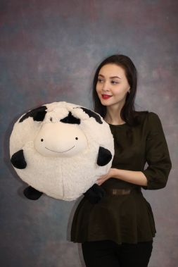 круглую игрушку "Бычок"