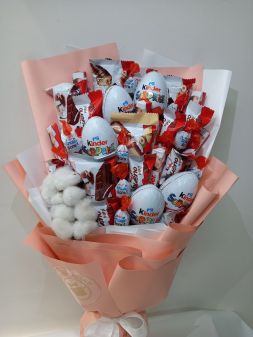 A bouquet of kinders