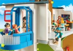 Домик для кукол "Playmobil"