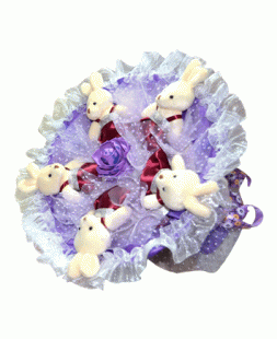 buchet original din iepurasi