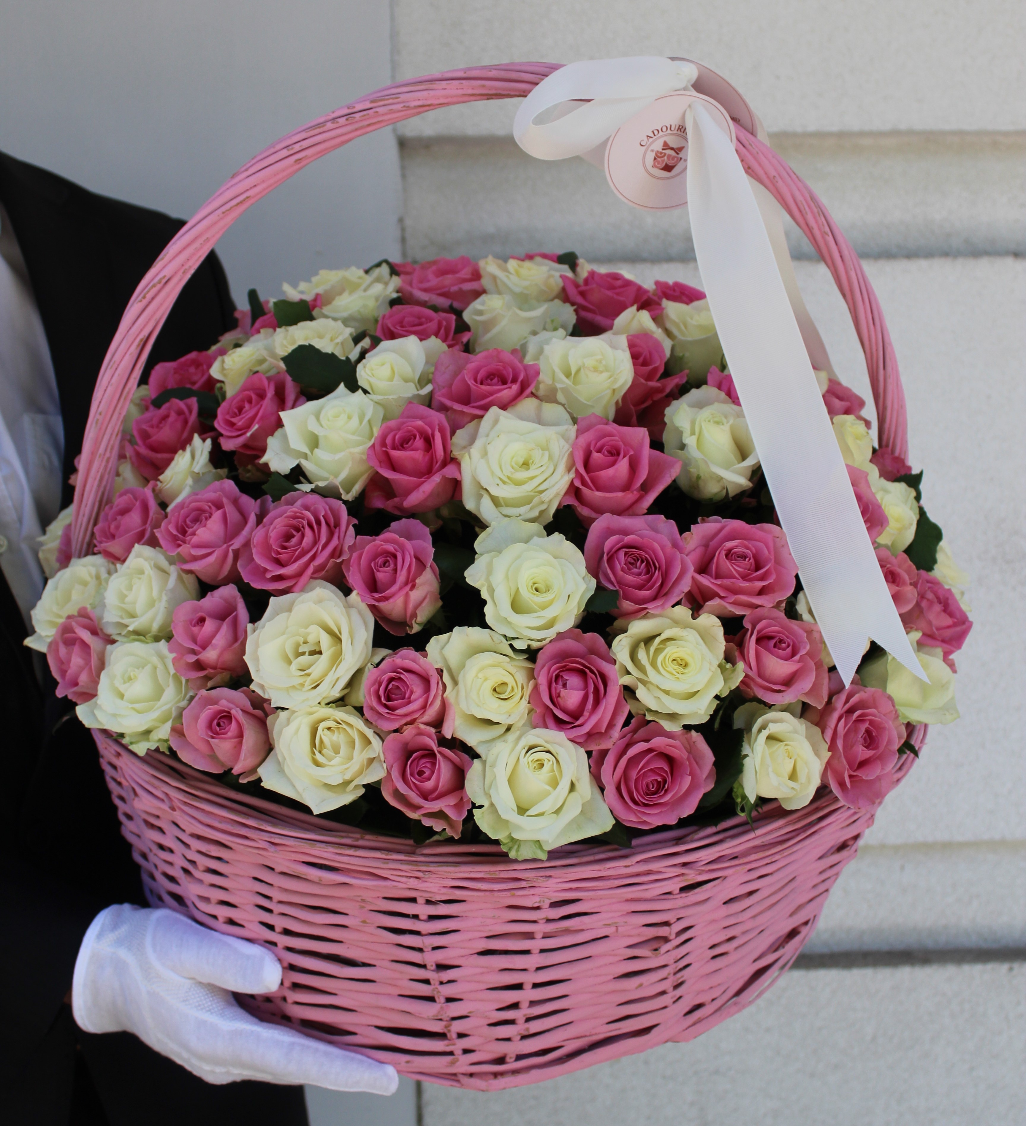 Корзина с розами "Три вида роз"