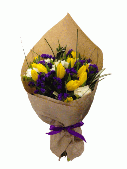 букет из тюльпанов, ирисов и роз