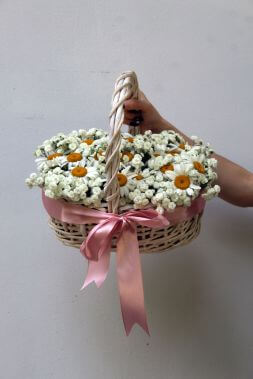 Корзина с ромашками "Прованс"