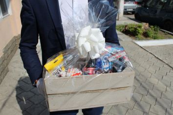 Корзина "Сладкий сюрприз"