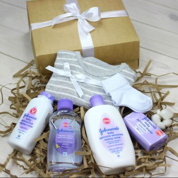 Set de cadouri "Johnson's baby"