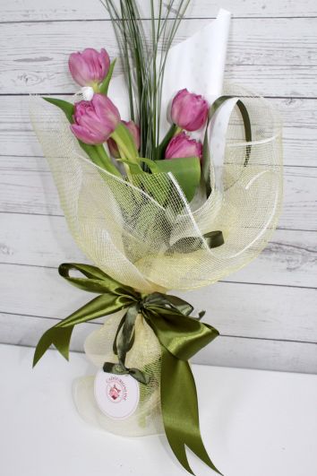 Букет из розовых тюльпанов