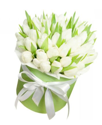 Белые тюльпаны в коробке