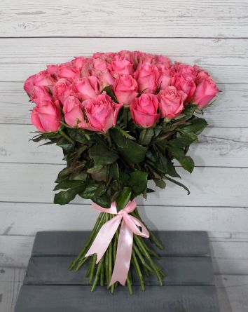 Букет из 51 розовой розы