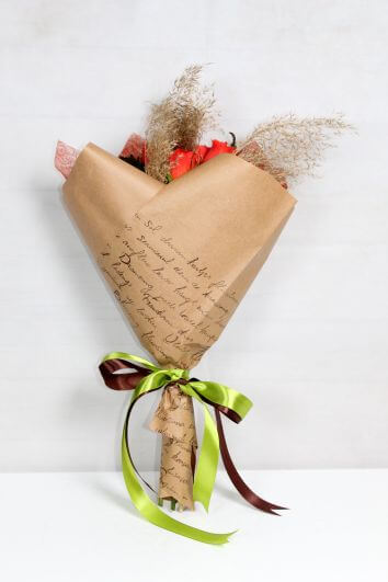 Розы оранжевые 7 шт