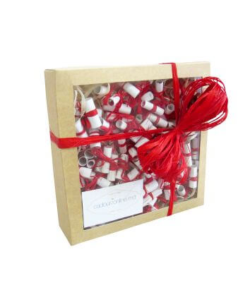 Коробочка с признаниями в любви