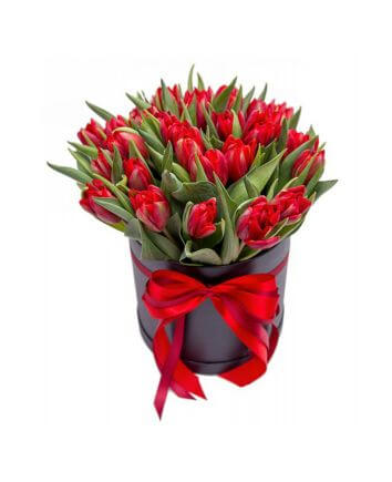 Коробочка с красными тюльпанами