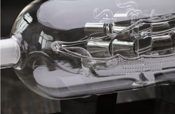 Корабль в бутылке