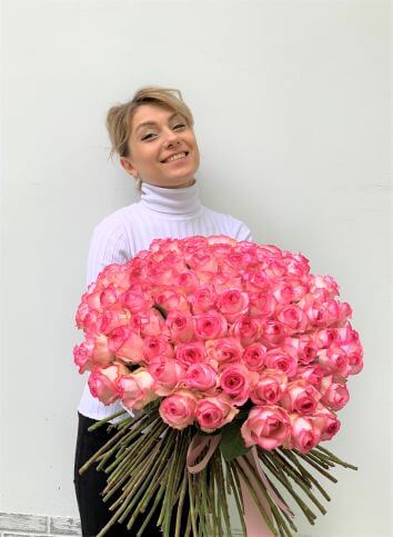 Букет из 101 розовой розы