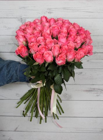 Букет из 51 розовой розы