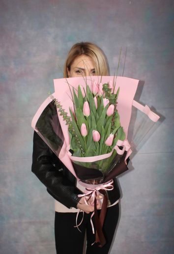 Bouquet of flowers "Bright feelings"