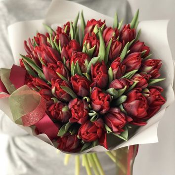 Букет из тюльпанов "Валентин"