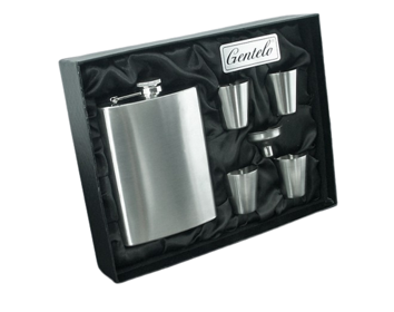 Un set de balon, cană de udare și pahare