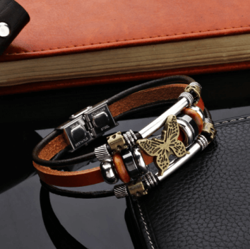 Браслет с бабочкой