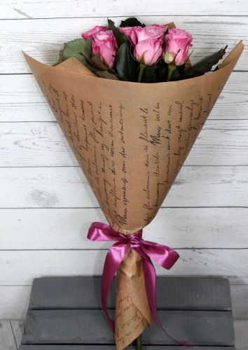 Розы розовые 7 шт