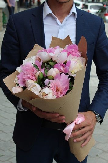 Букет "Красота пионов"