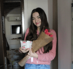 Розы розовые 7 шт